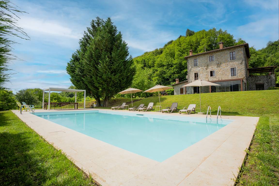 290 M² Maison De Vacances ∙ 7 Chambres ∙ 14 Personnes - Province de Lucques