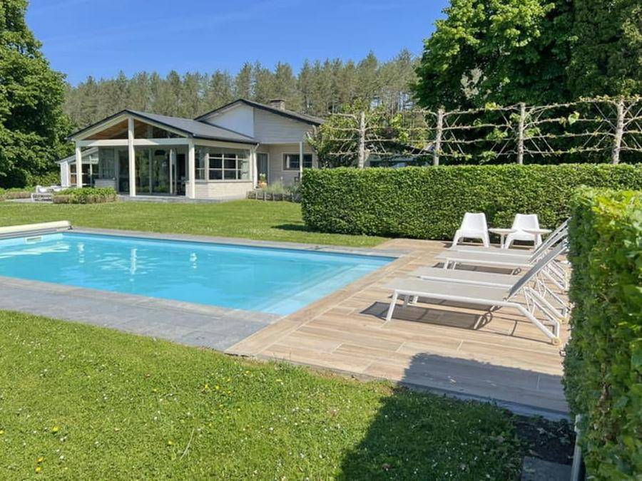 21 M² Huis ∙ 1 Slaapkamer ∙ 2 Gasten - Wellin