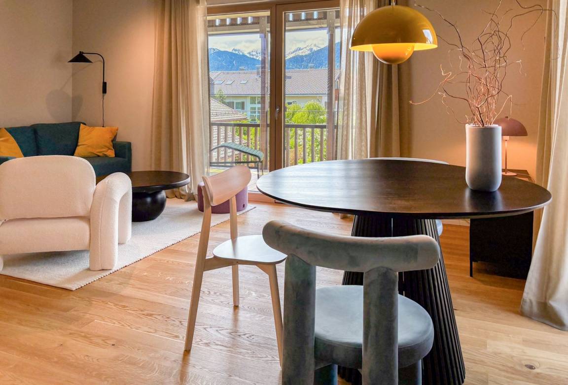 56 M² Ferienwohnung ∙ 1 Schlafzimmer ∙ 3 Gäste - Mittenwald