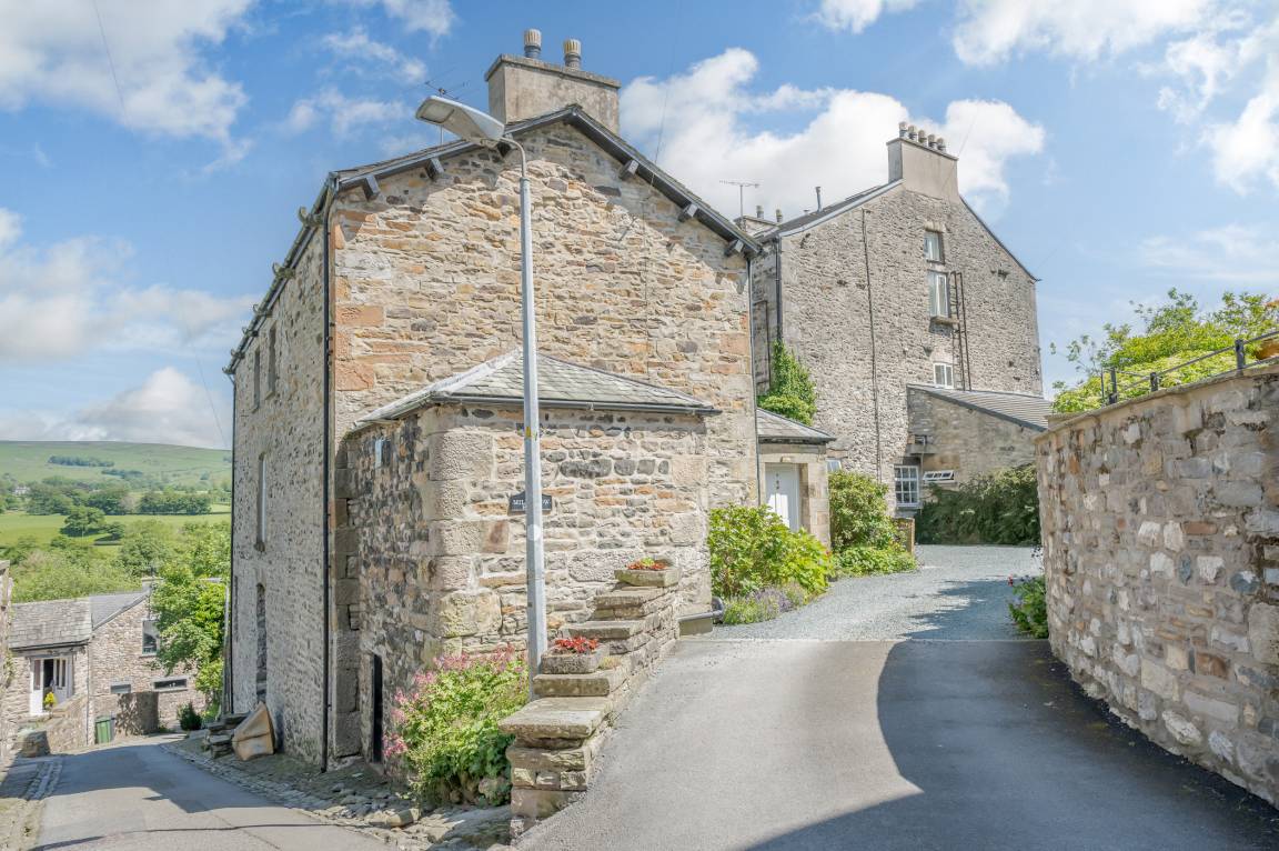 Cottage ∙ 2 Bedrooms ∙ 4 Guests - Ingleton