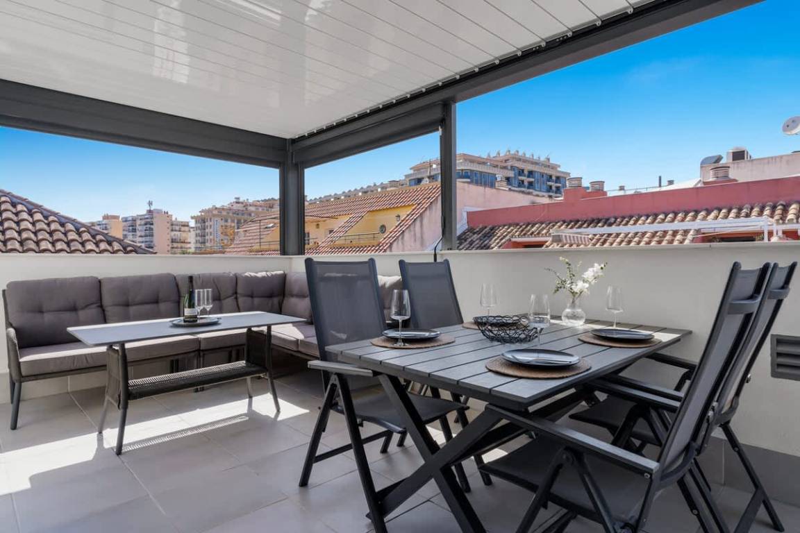 77 M² House ∙ 2 Bedrooms ∙ 4 Guests - Fuengirola