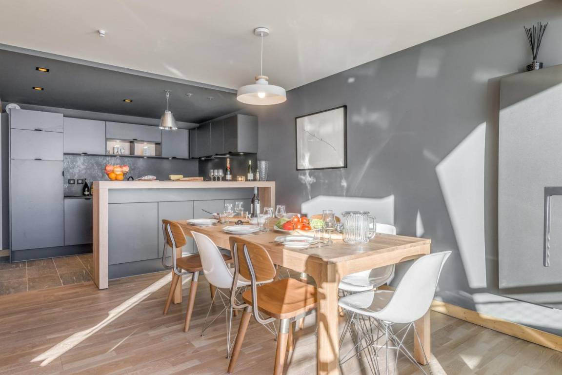 100 m² Ferienwohnung ∙ 2 Schlafzimmer ∙ 8 Gäste – Bild 8