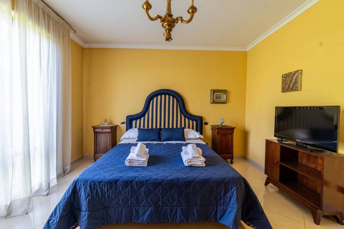 100 M² Apartment ∙ 2 Bedrooms ∙ 4 Guests - Lucca