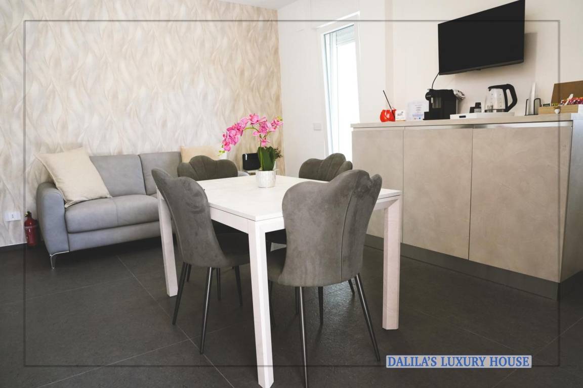 60 M² Apartment ∙ 2 Bedrooms ∙ 4 Guests - Bari