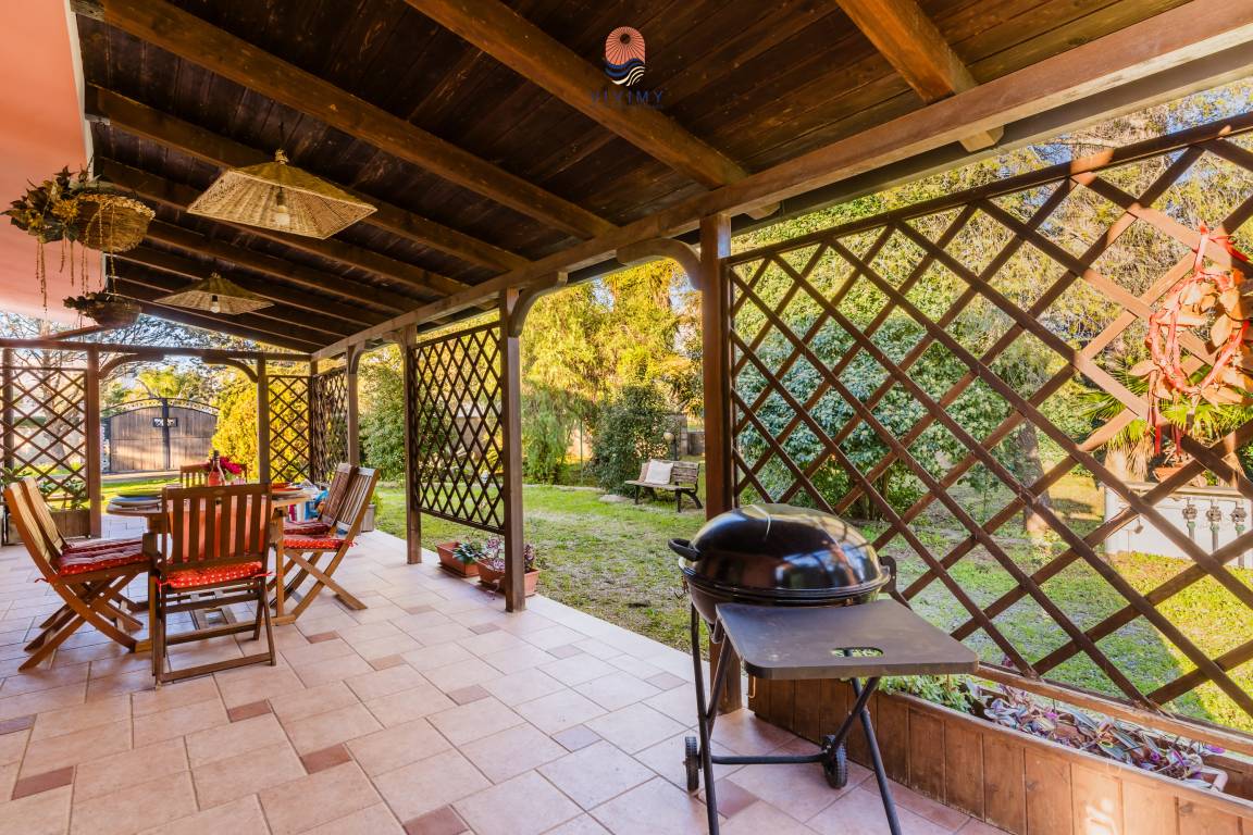 100 M² Villa ∙ 2 Makuuhuonetta ∙ 6 Vierasta - Casarano