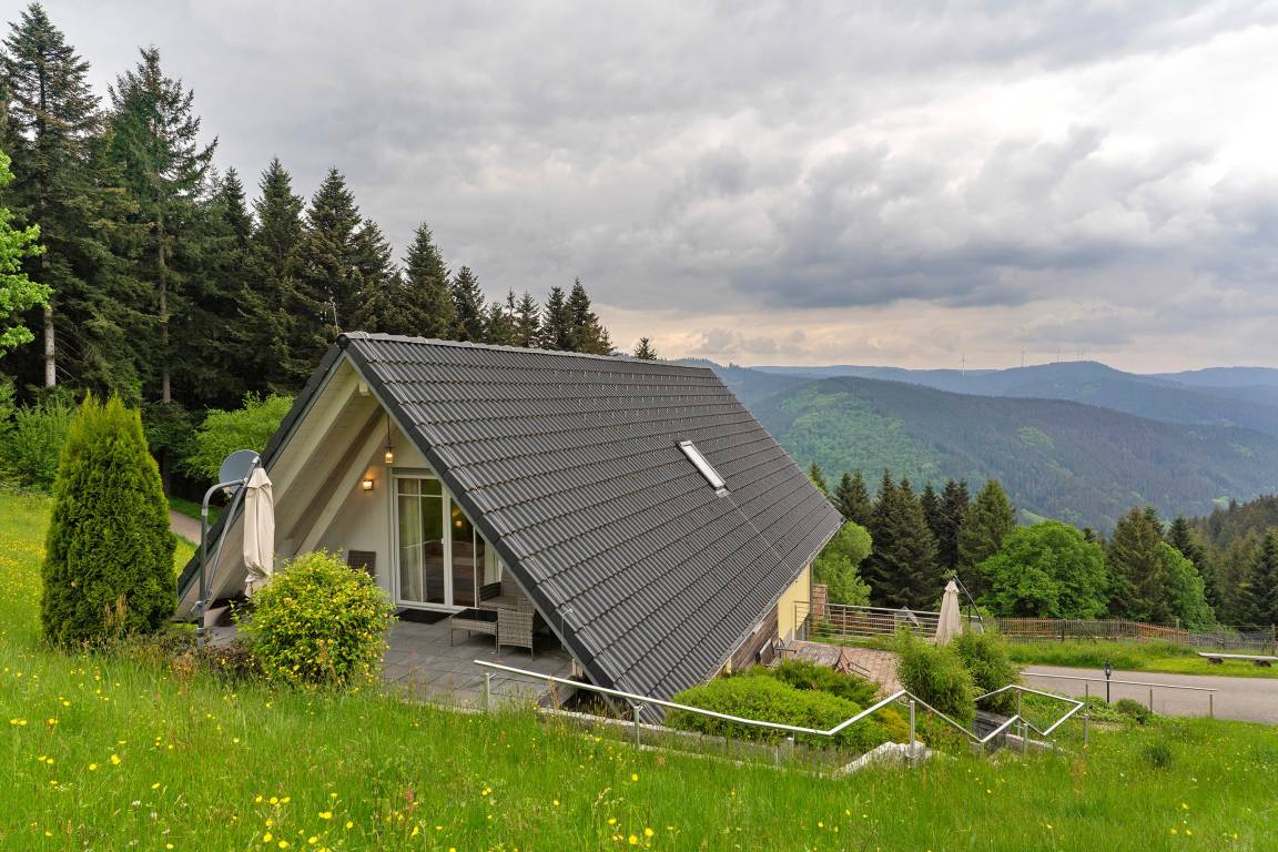 120 M² Huis ∙ 3 Slaapkamers ∙ 6 Gasten - Oberwolfach