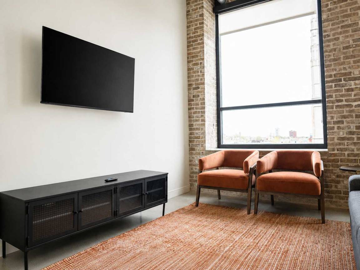 Apartment ∙ 2 Bedrooms ∙ 6 Guests - Minneapolis, MN