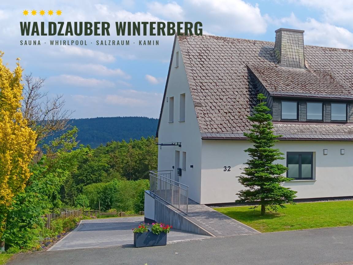 185 M² Ferienhaus ∙ 4 Schlafzimmer ∙ 8 Gäste - Winterberg