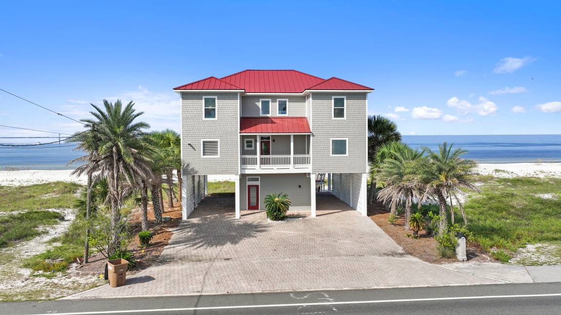 313 M² House ∙ 5 Bedrooms ∙ 12 Guests - Mexico Beach, FL