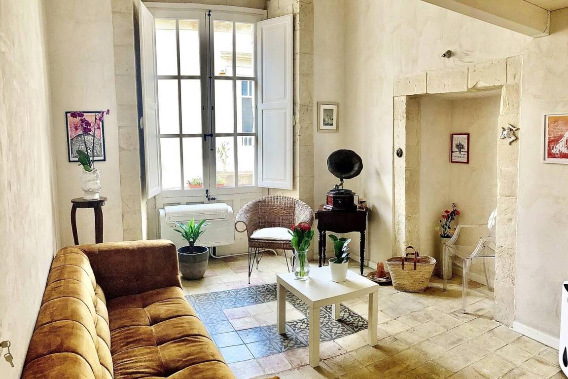 90 M² Apartment ∙ 2 Bedrooms ∙ 4 Guests - Syracuse