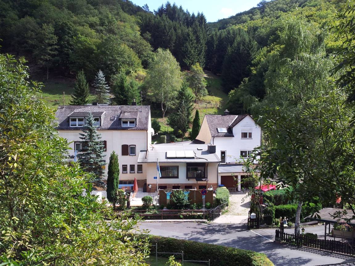 750 M² Ferienhaus ∙ 10 Schlafzimmer ∙ 22 Gäste - Bacharach
