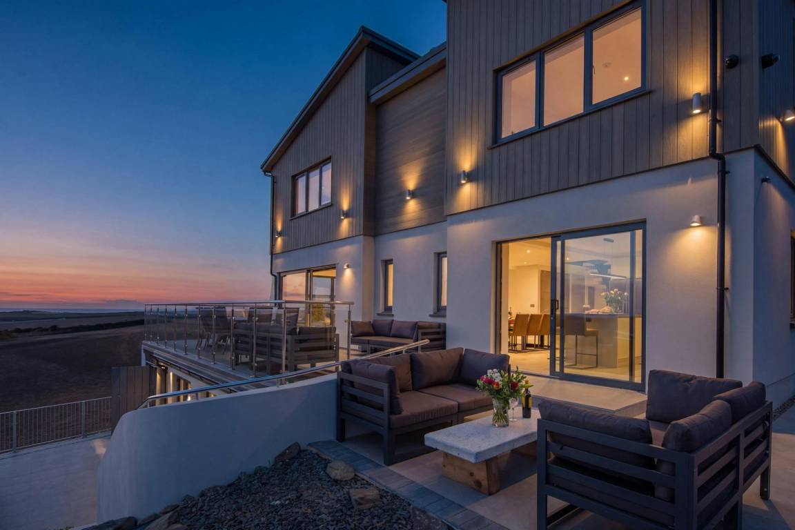 306 M² Cottage ∙ 6 Bedrooms ∙ 12 Guests - Saint Dogmaels