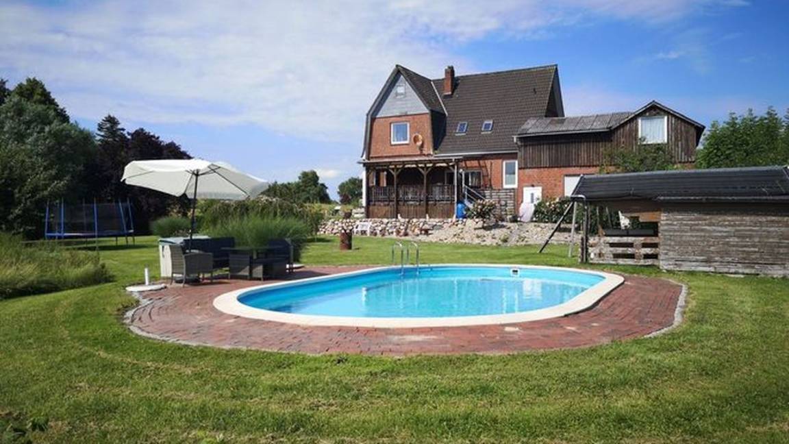 85 M² Apartment ∙ 3 Bedrooms ∙ 4 Guests - Freiburg