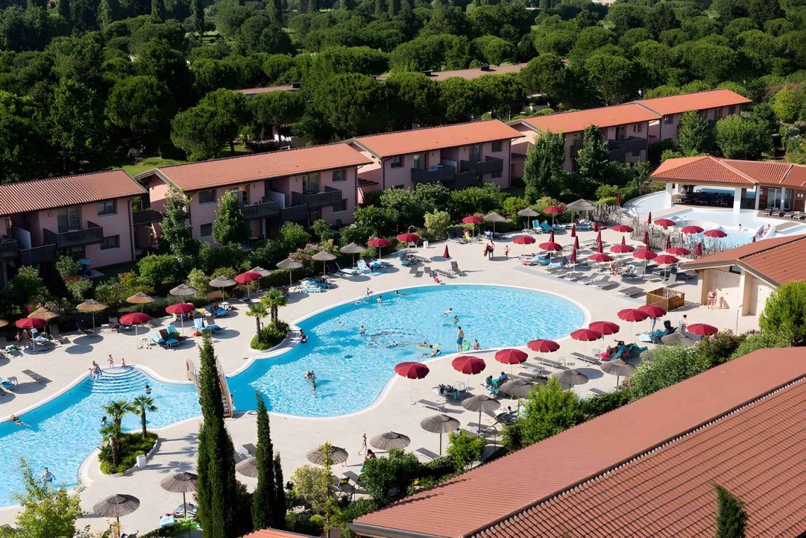 120 M² Maison De Vacances ∙ 3 Chambres ∙ 10 Personnes - Lignano Pineta