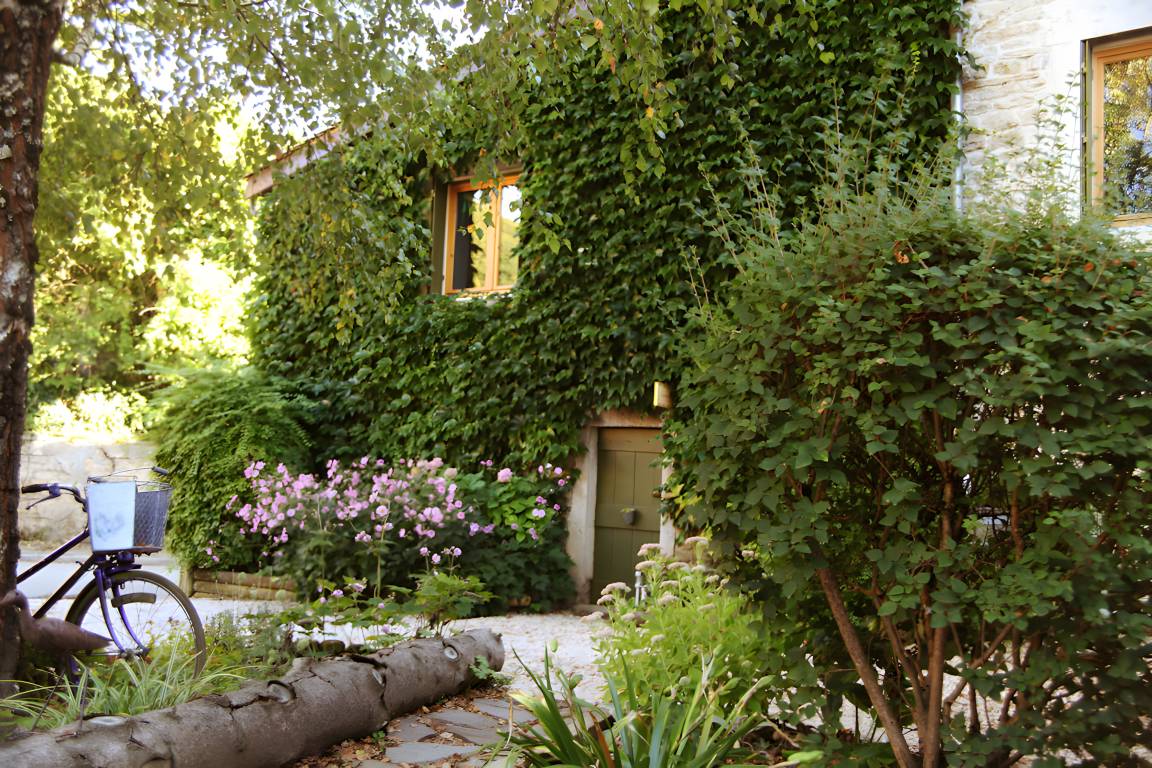 65 M² Ferienhaus ∙ 1 Schlafzimmer ∙ 2 Gäste - Département Ain