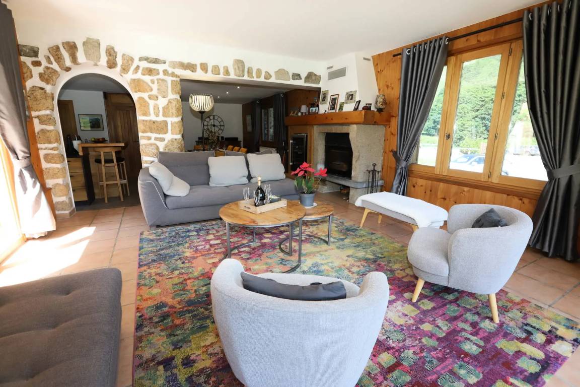 160 M² Chalet ∙ 4 Slaapkamers ∙ 10 Gasten - Valloire