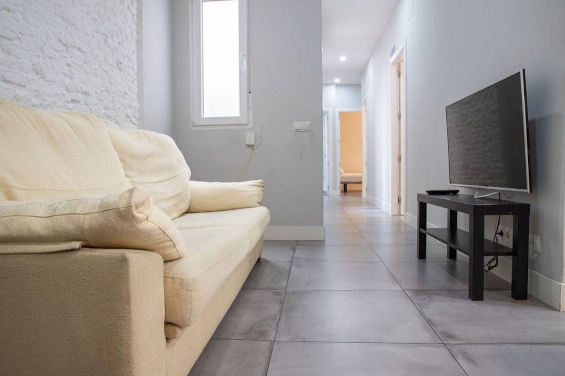 88 M² Ferienwohnung ∙ 4 Schlafzimmer ∙ 7 Gäste - Madrid