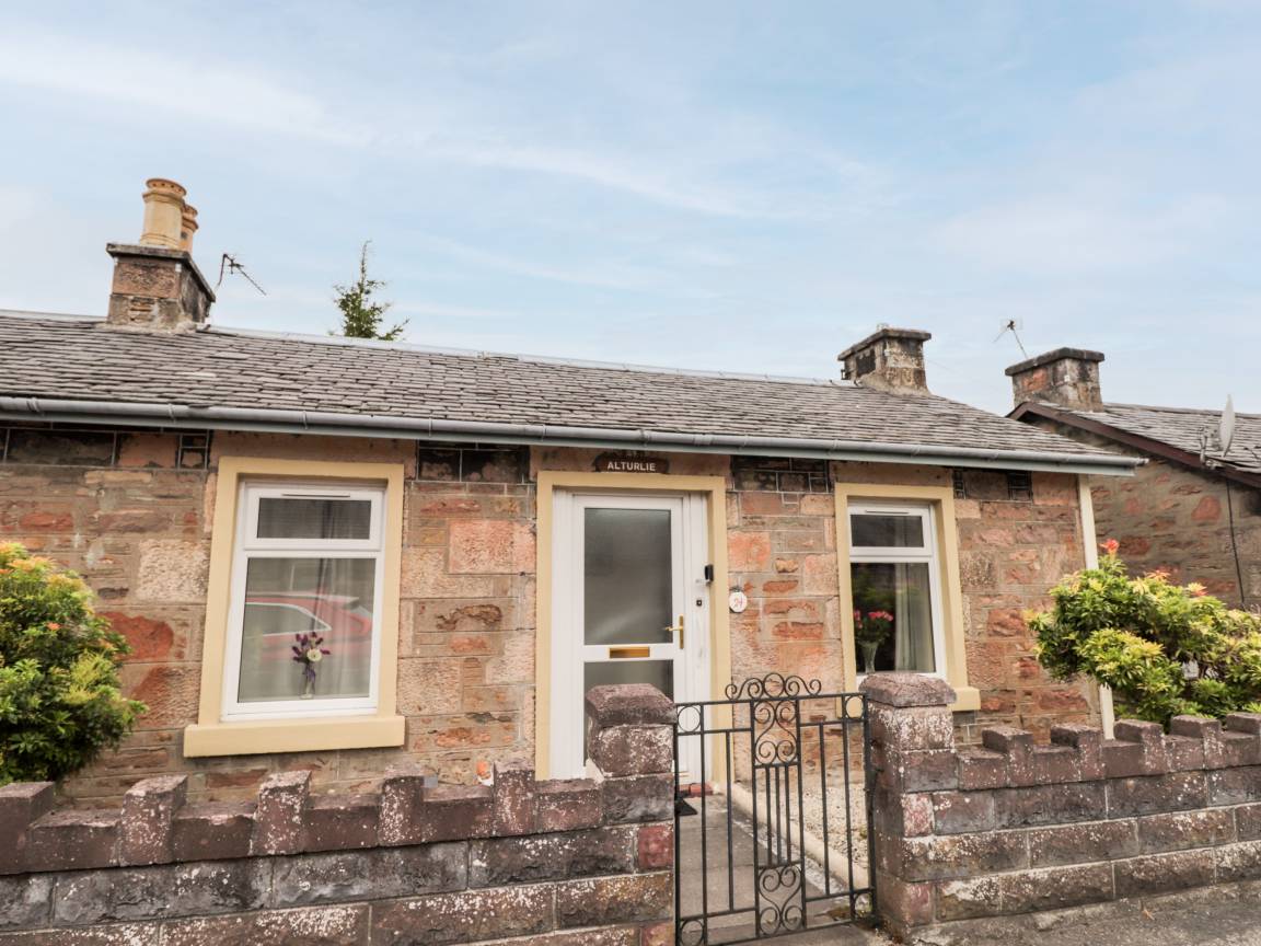 Cottage ∙ 2 Bedrooms ∙ 4 Guests - Inverness