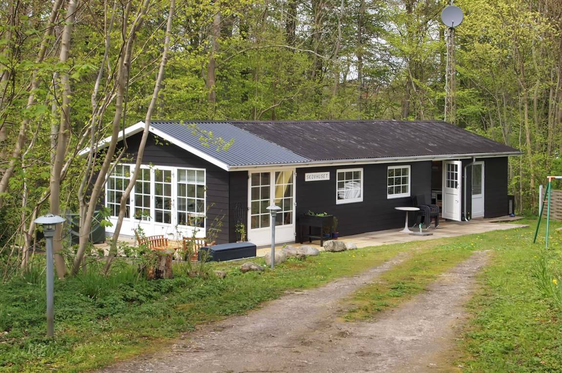 73 m² Ferienhaus ∙ 2 Schlafzimmer ∙ 4 Gäste – Bild 1