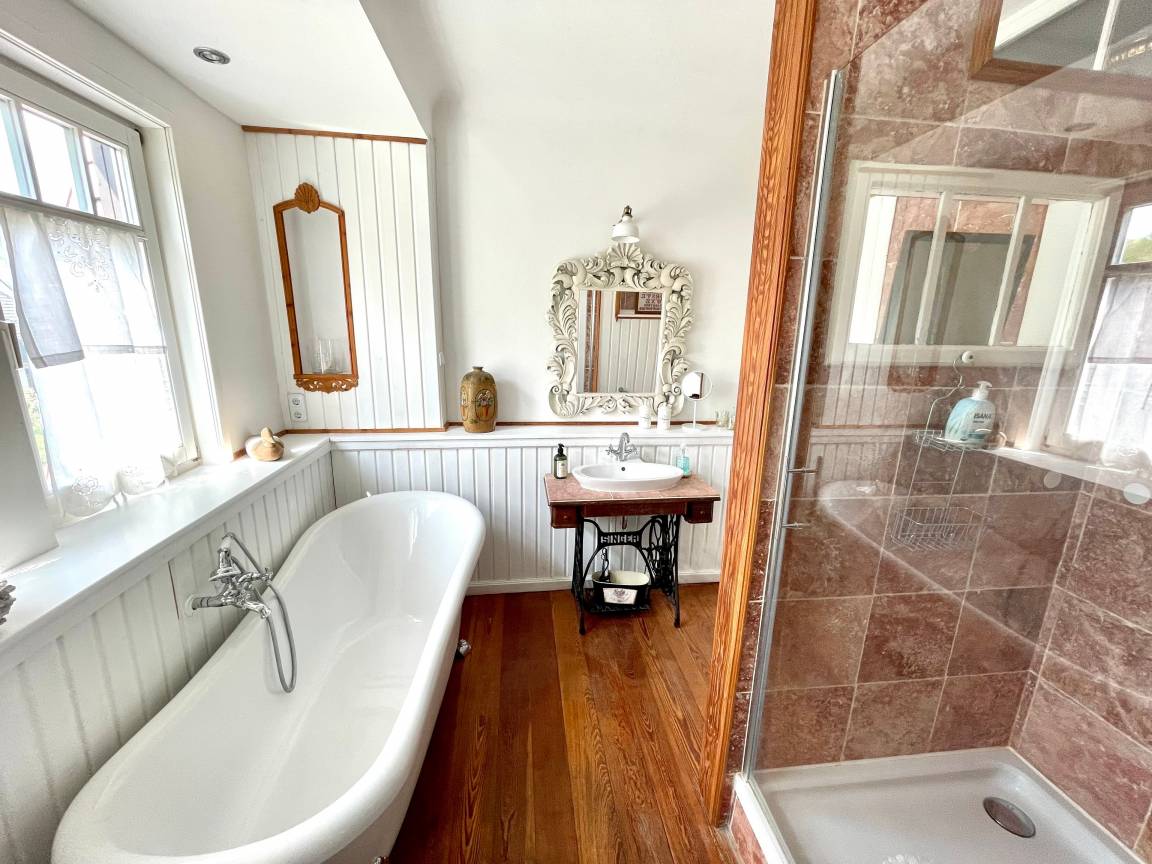 22 m² Privatzimmer ∙ 1 Schlafzimmer ∙ 2 Gäste – Bild 11