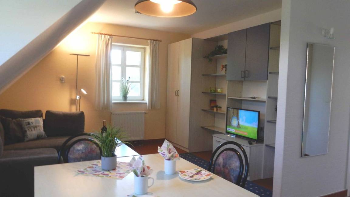 40 M² Apartament ∙ 1 Sypialnia ∙ 2 Gości - Rugia