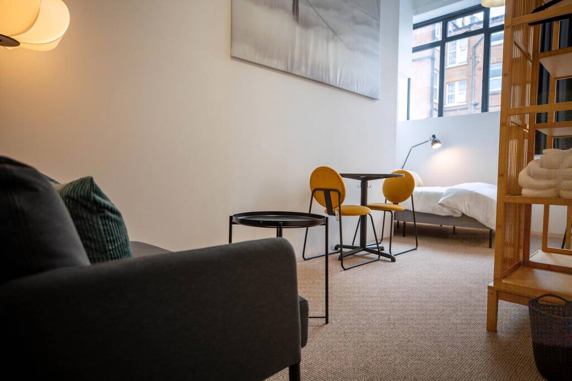 13 M² Apartment ∙ 1 Bedroom ∙ 2 Guests - London
