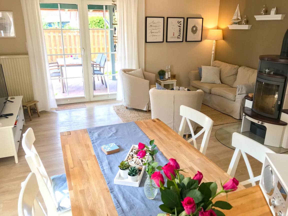 70 M² Ferienhaus ∙ 2 Schlafzimmer ∙ 4 Gäste - Wilhelmshaven