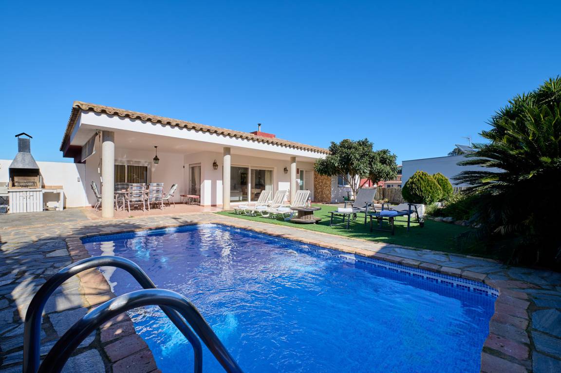 174 M² Villa ∙ 4 Habitaciones ∙ 7 Huéspedes - Llafranc
