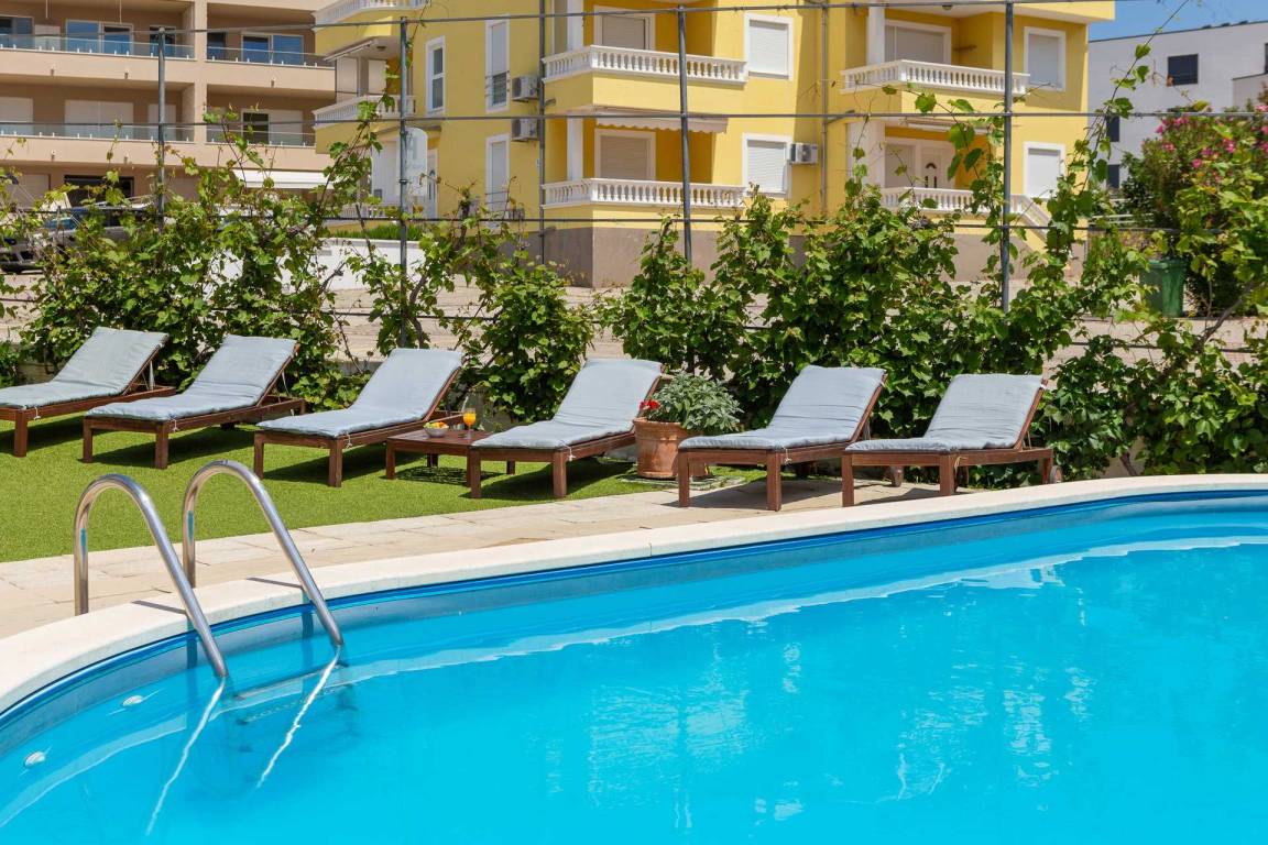 92 M² Ferienwohnung ∙ 2 Schlafzimmer ∙ 4 Gäste - Vodice
