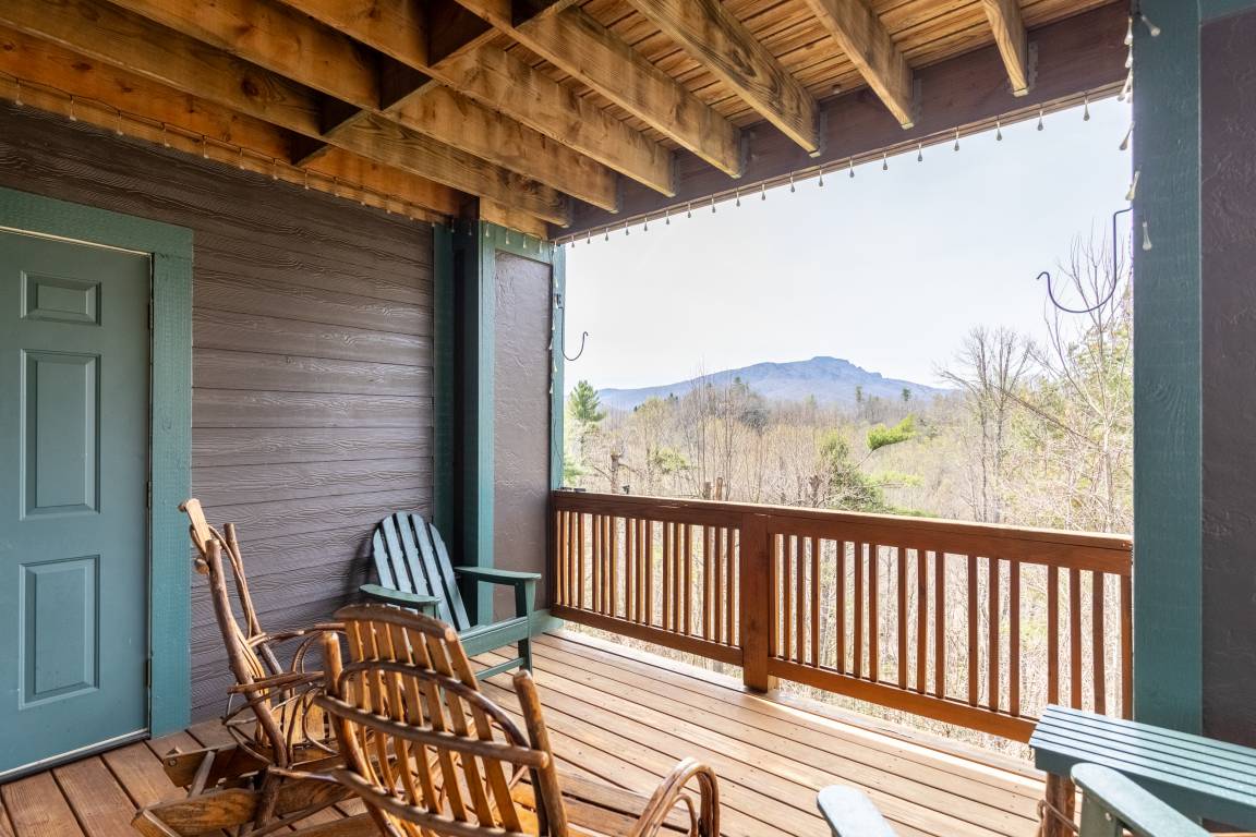 Condo ∙ 2 Bedrooms ∙ 6 Guests - Price Lake, NC