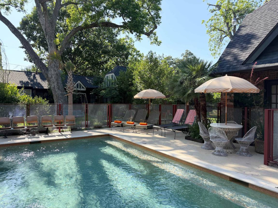 Apartment ∙ 1 Bedroom ∙ 2 Guests - Houston, TX