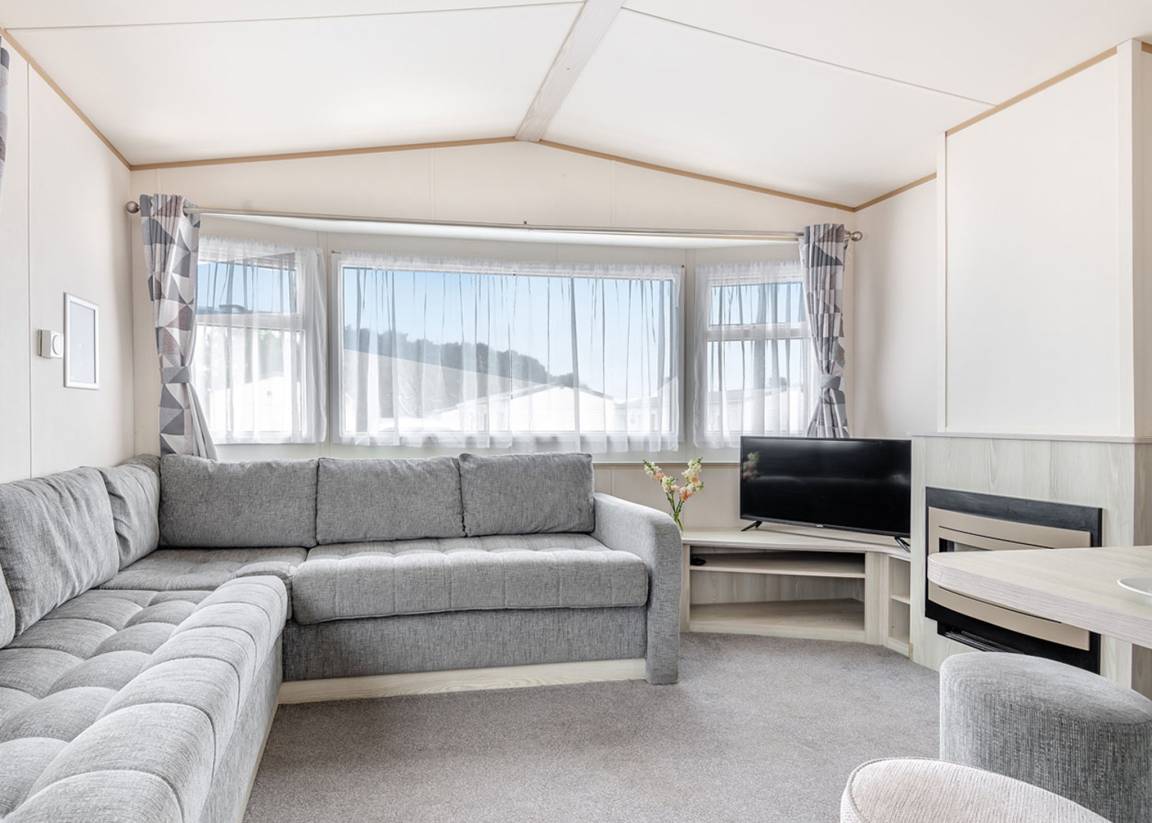 Caravan ∙ 3 Bedrooms ∙ 8 Guests - Frinton-on-Sea