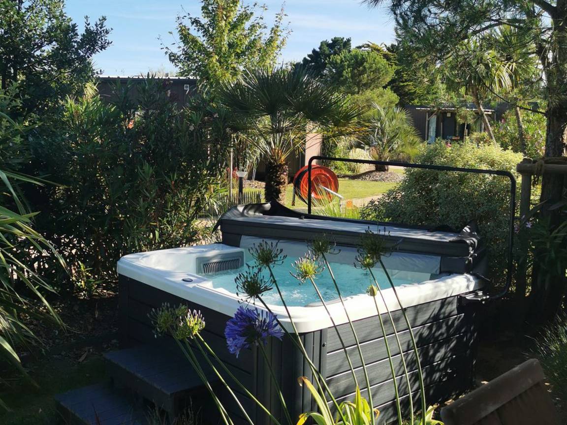 40 M² Caravan ∙ 3 Bedrooms ∙ 6 Guests - Vendée