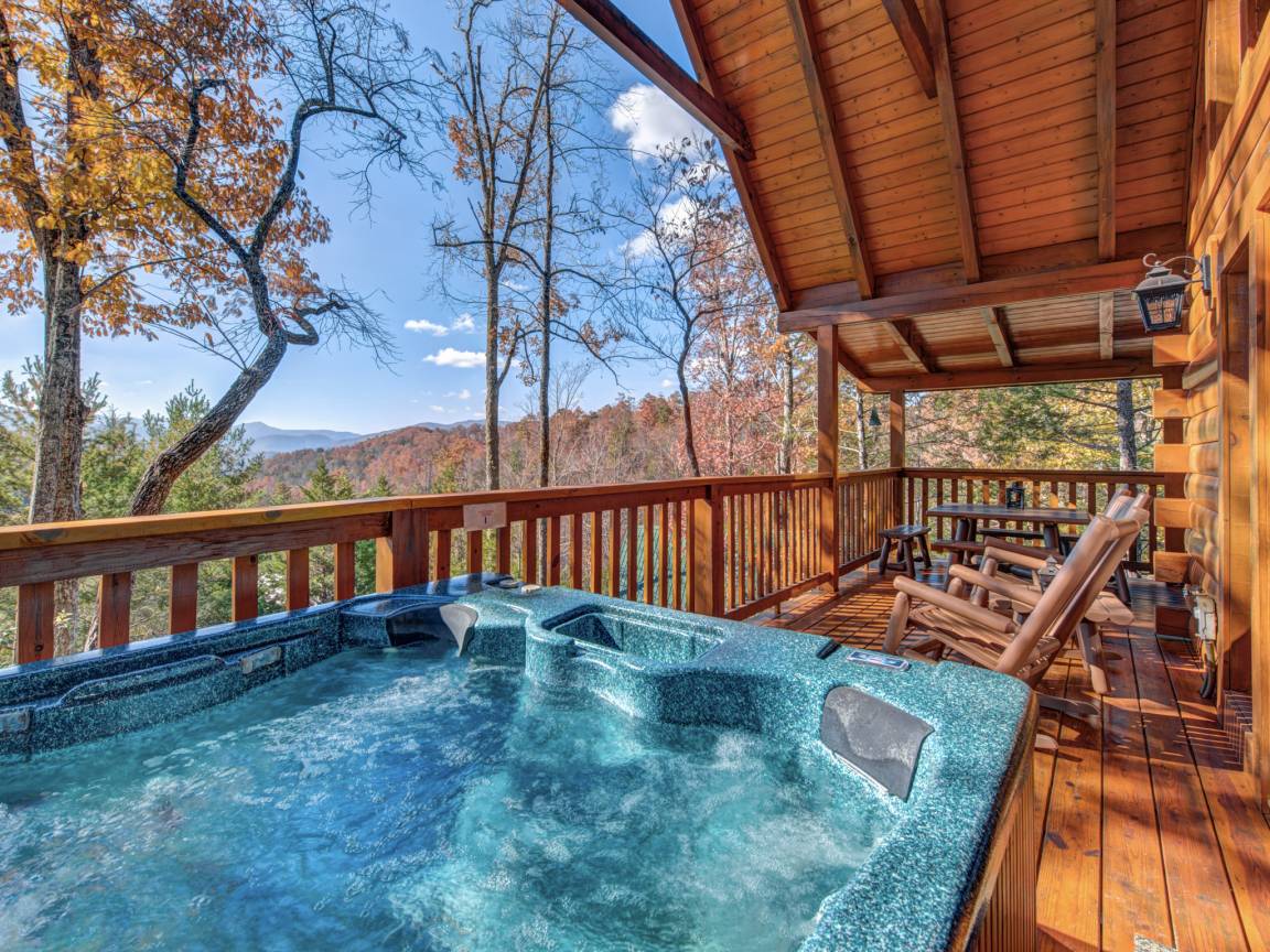158 M² Cabin ∙ 3 Bedrooms ∙ 10 Guests - Gatlinburg, TN