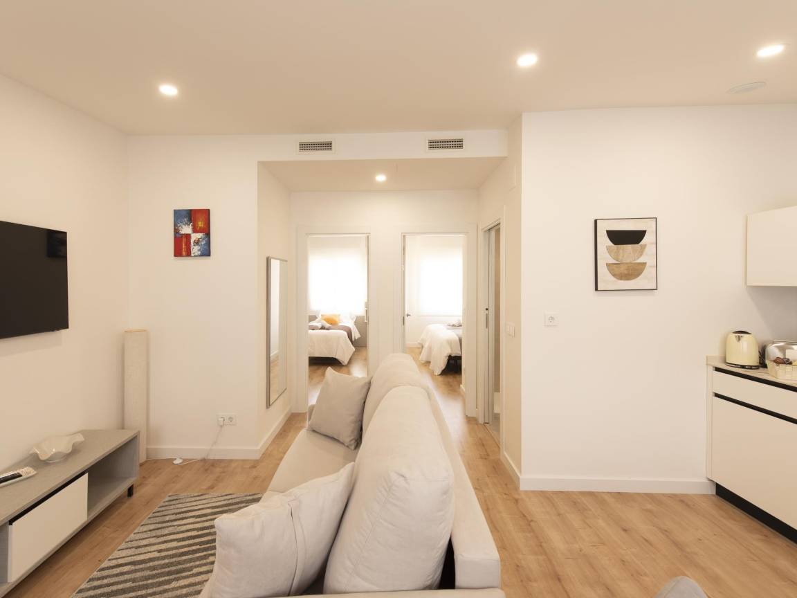 59 M² Apartamento ∙ 2 Habitaciones ∙ 5 Huéspedes - Logroño