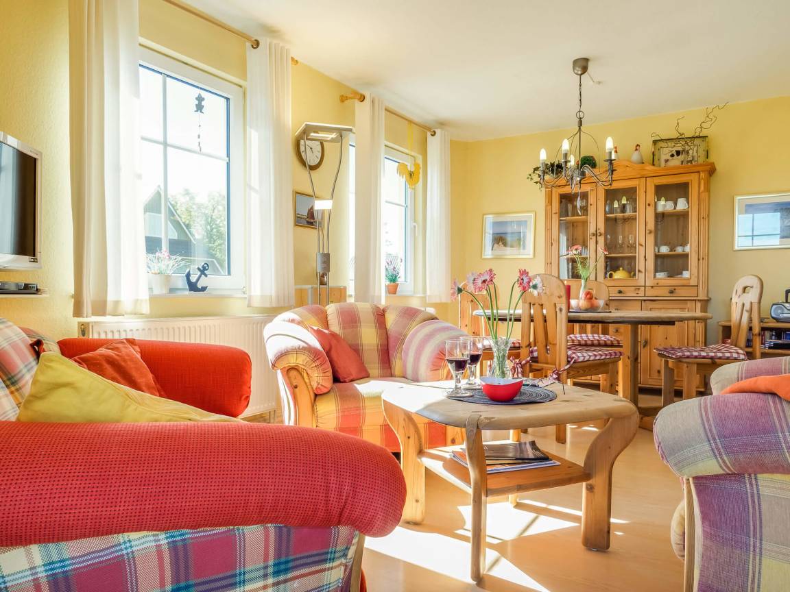 61 m² Ferienwohnung ∙ 2 Schlafzimmer ∙ 4 Gäste – Bild 2