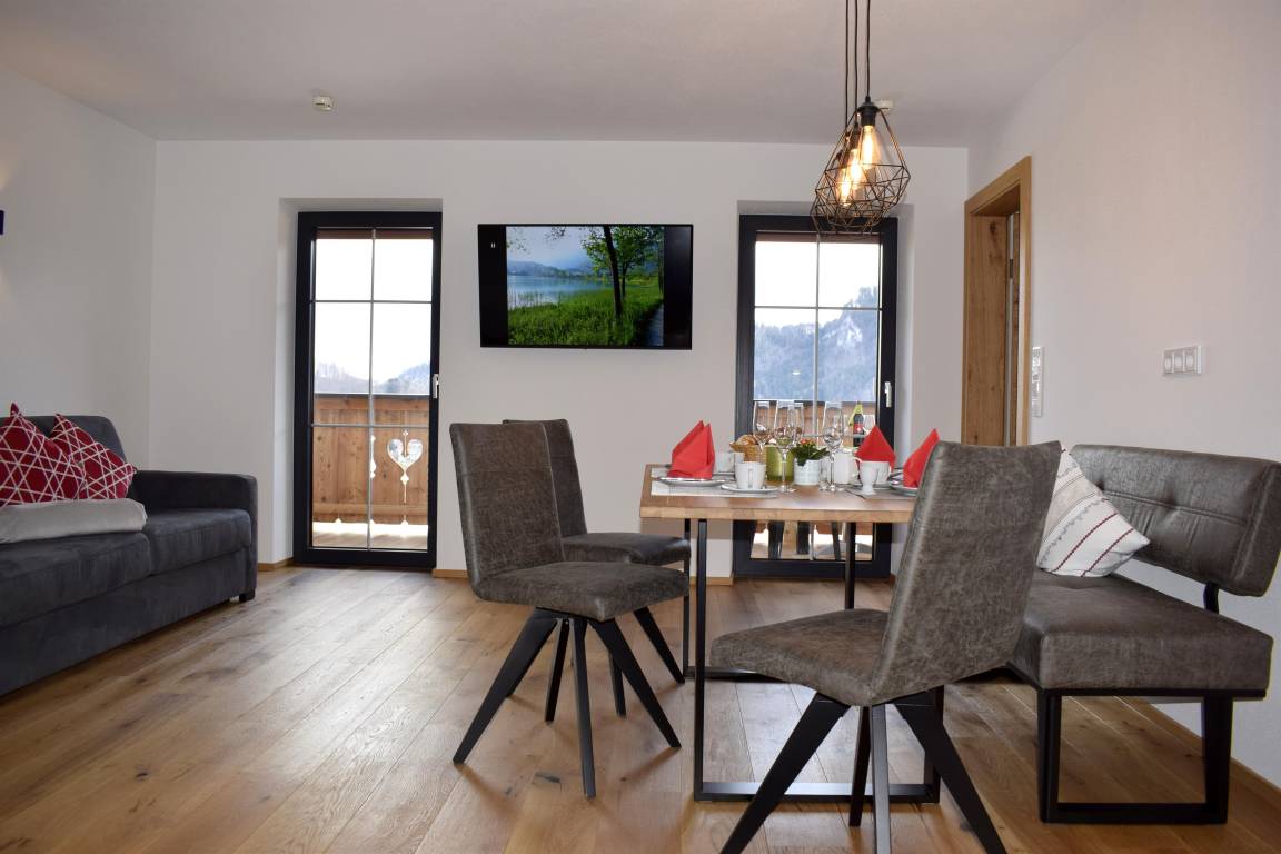 63 M² Ferienwohnung ∙ 2 Schlafzimmer ∙ 5 Gäste - Thiersee