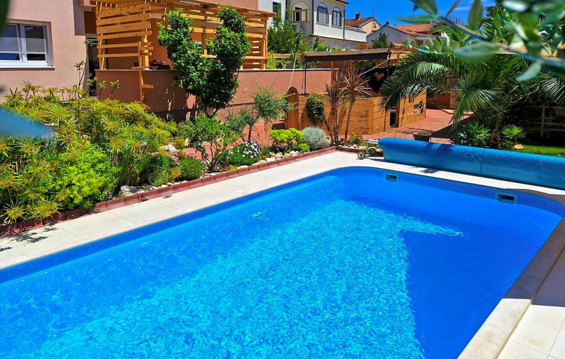 55 M² Apartamento ∙ 2 Habitaciones ∙ 4 Huéspedes - Premantura