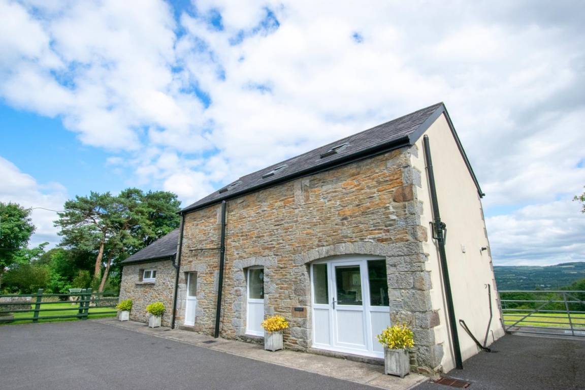 Cottage ∙ 3 Bedrooms ∙ 6 Guests - Carmarthenshire