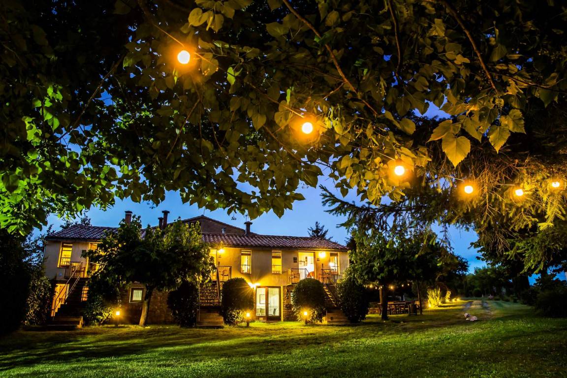 50 M² Hôtel ∙ 2 Chambres ∙ 5 Personnes - Lladurs