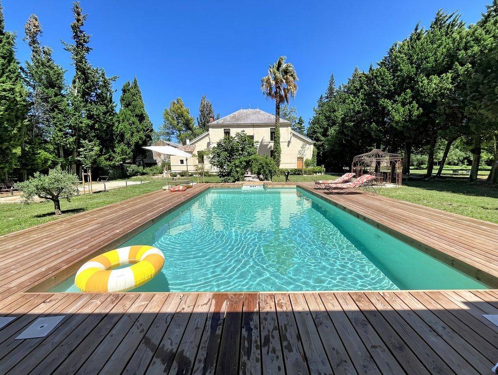 320 M² Talo ∙ 4 Makuuhuonetta ∙ 10 Vierasta - Orgon