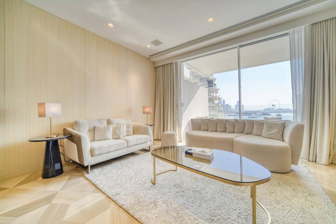 162 M² Apartment ∙ 2 Bedrooms ∙ 5 Guests - Dubai