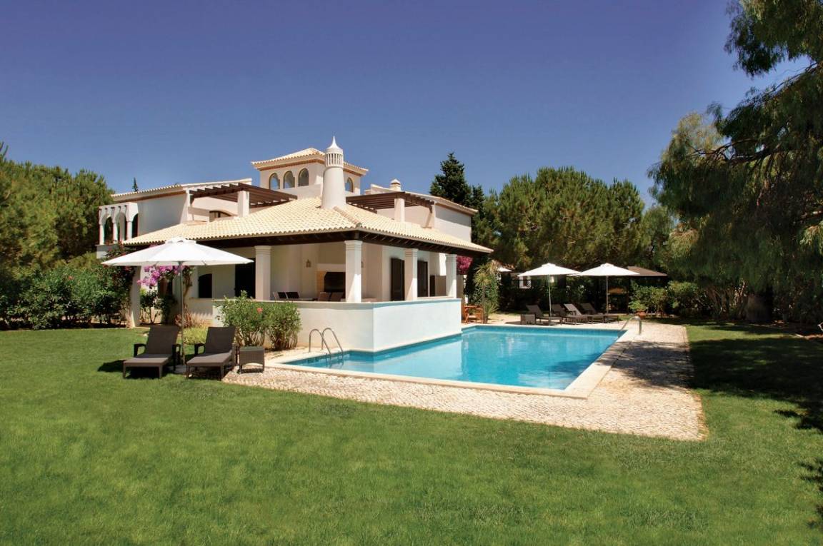 Villa ∙ 4 Bedrooms ∙ 8 Guests - Albufeira