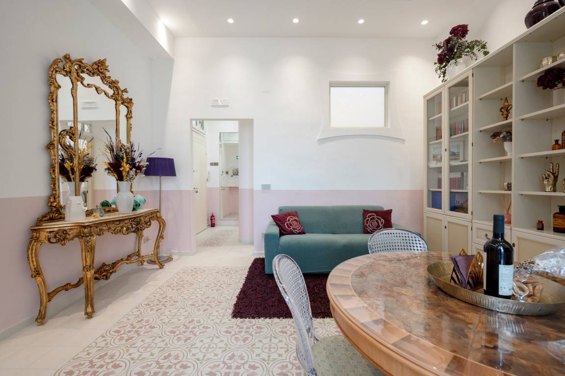 65 M² Apartment ∙ 2 Bedrooms ∙ 4 Guests - Bari