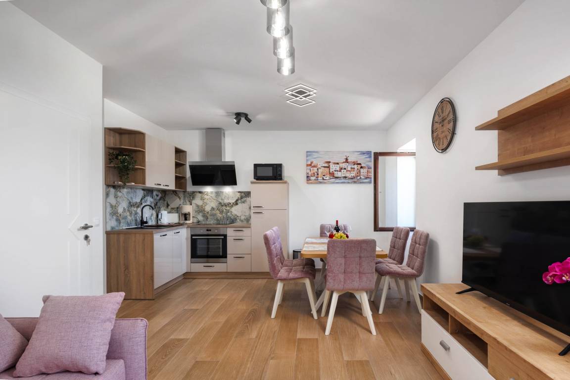 70 M² Ferienwohnung ∙ 2 Schlafzimmer ∙ 5 Gäste - Krk