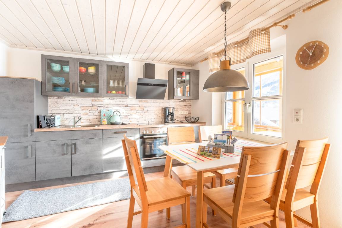 80 m² Ferienwohnung ∙ 2 Schlafzimmer ∙ 5 Gäste – Bild 1