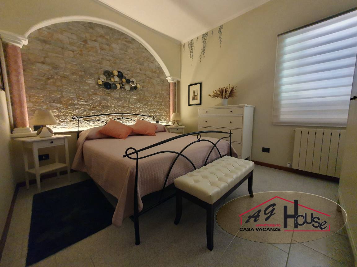 82 M² Apartment ∙ 2 Bedrooms ∙ 4 Guests - Assisi