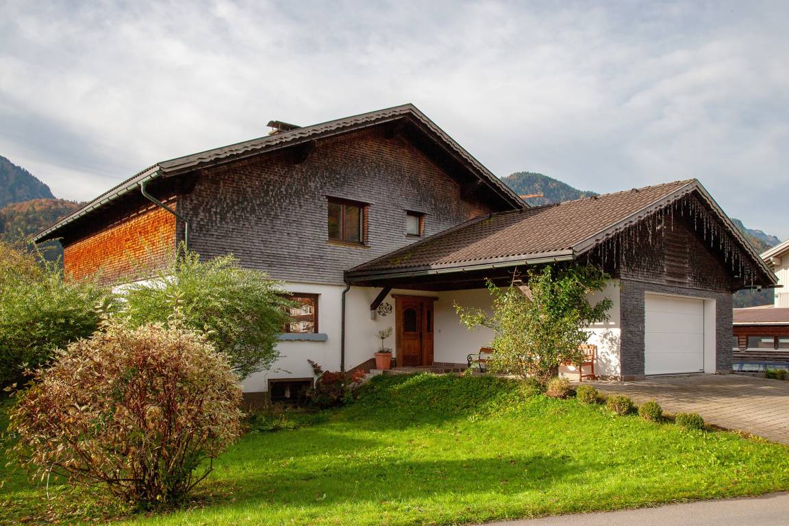 200 M² Huis ∙ 5 Slaapkamers ∙ 13 Gasten - Vorarlberg