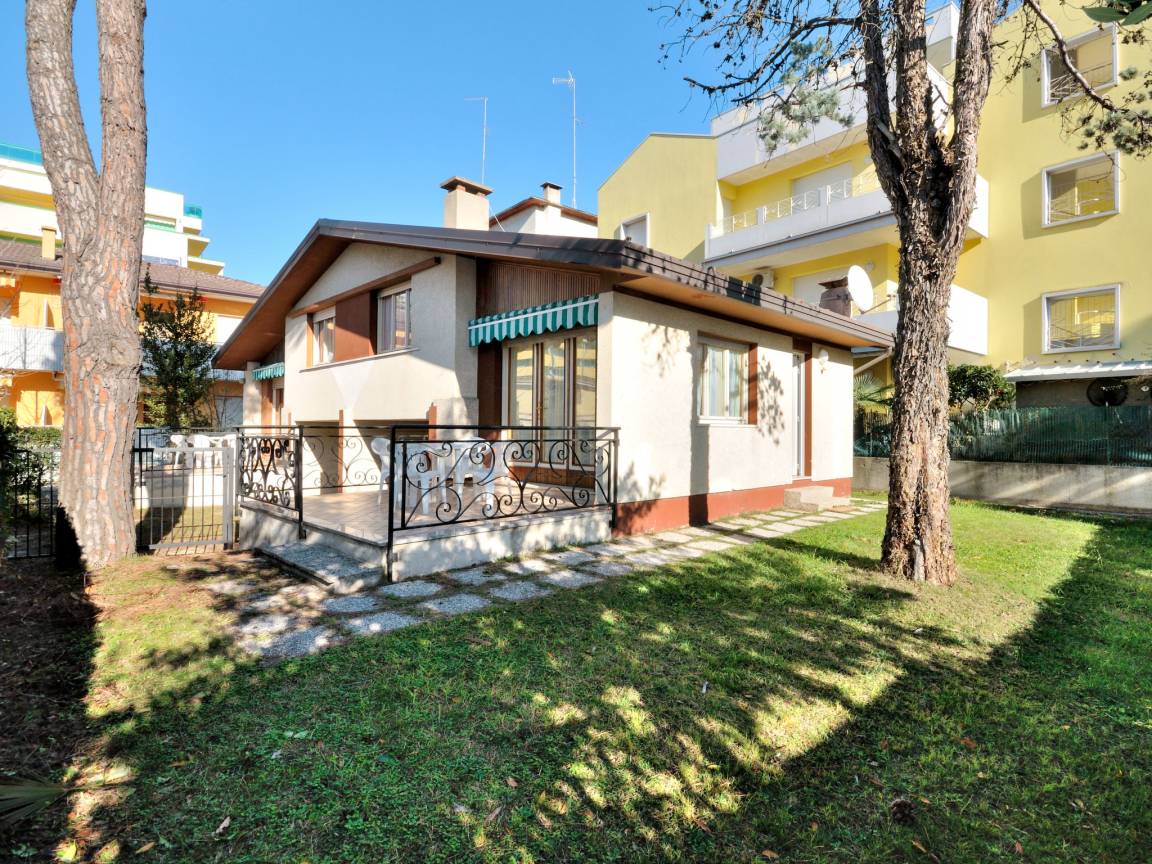 37 M² House ∙ 2 Bedrooms ∙ 5 Guests - Bibione
