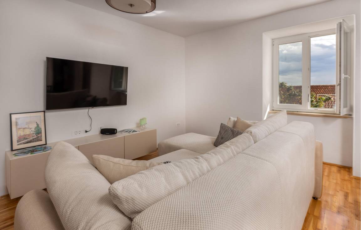 100 M² Ferienhaus ∙ 2 Schlafzimmer ∙ 6 Gäste - Crikvenica